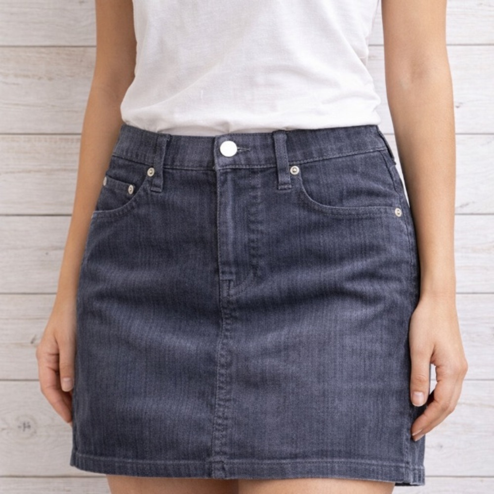 Universal Thread Dark Wash Stretch Denim Mini Skirt Size 8